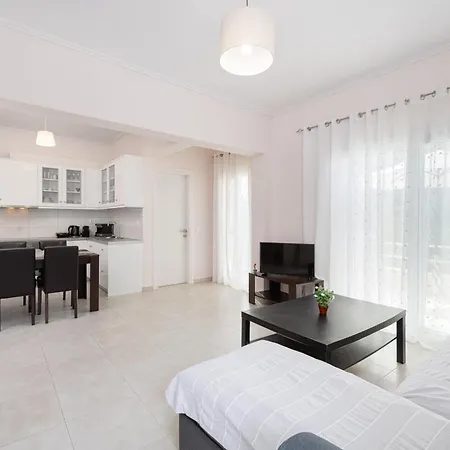 Lazaros Apartments Gouvia Exterior photo