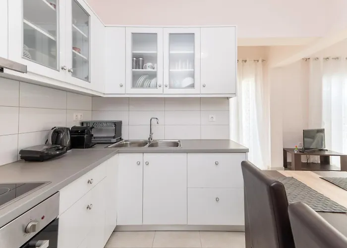 Lazaros Apartments