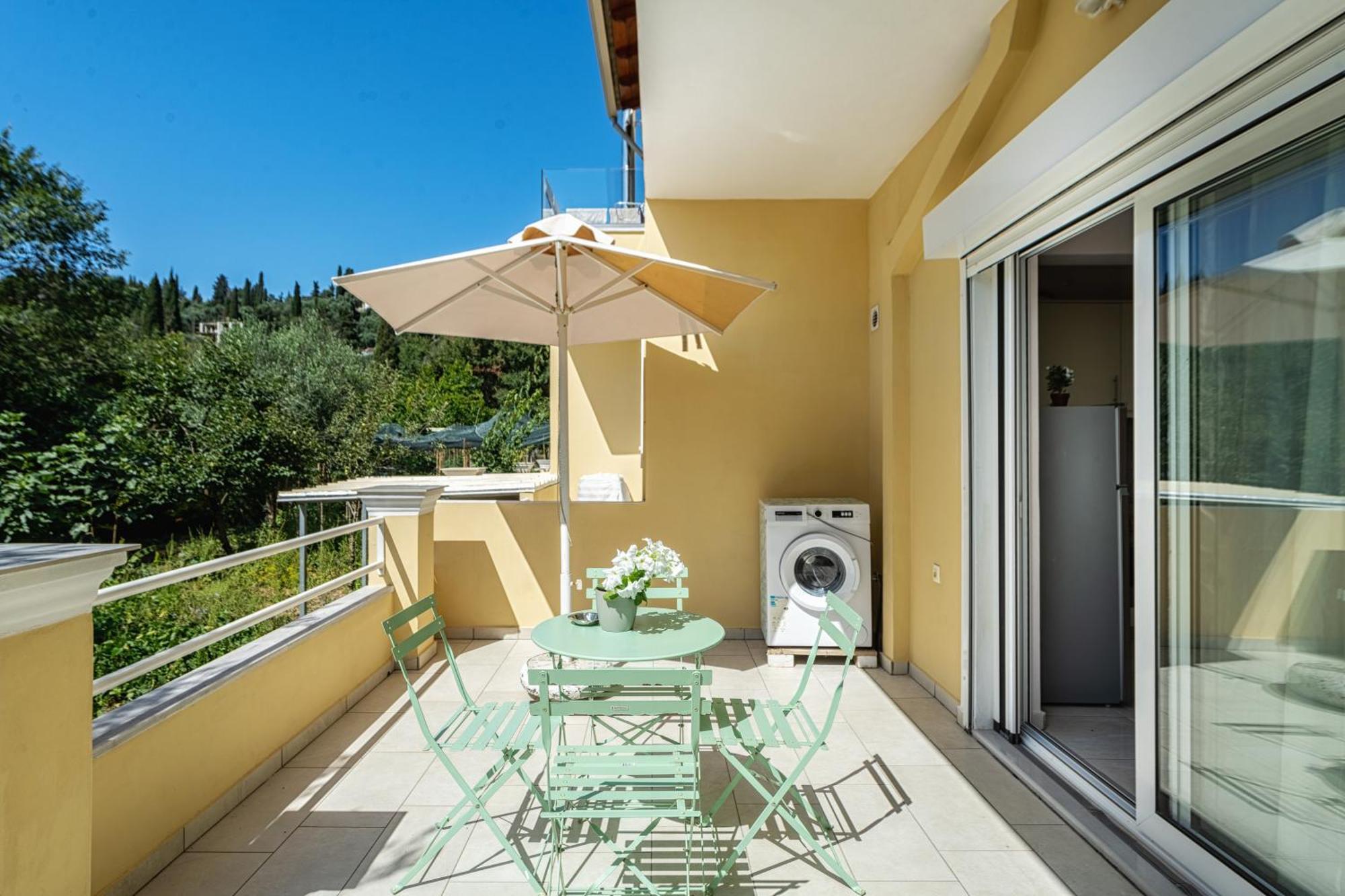 Apartment Lazaros *